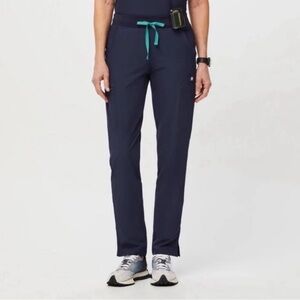 Figs Yola Yoga Freex Lined Scrub Pants Navy Blue Women’s Medium Petite